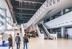 考察場(chǎng)地，初擬方案